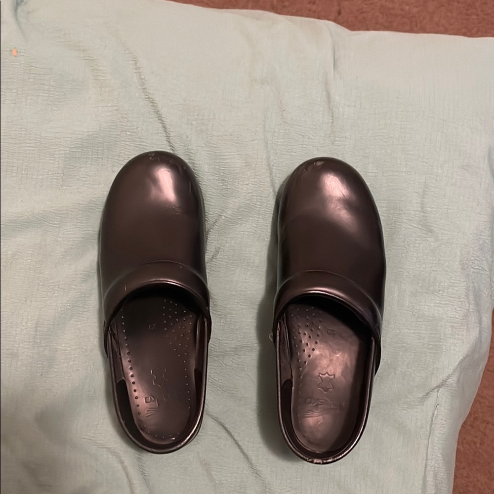 Dansko size 39